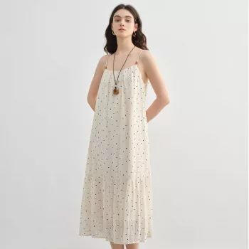 Plus-Size Embroidered Layered Boho Resort Dress Guide